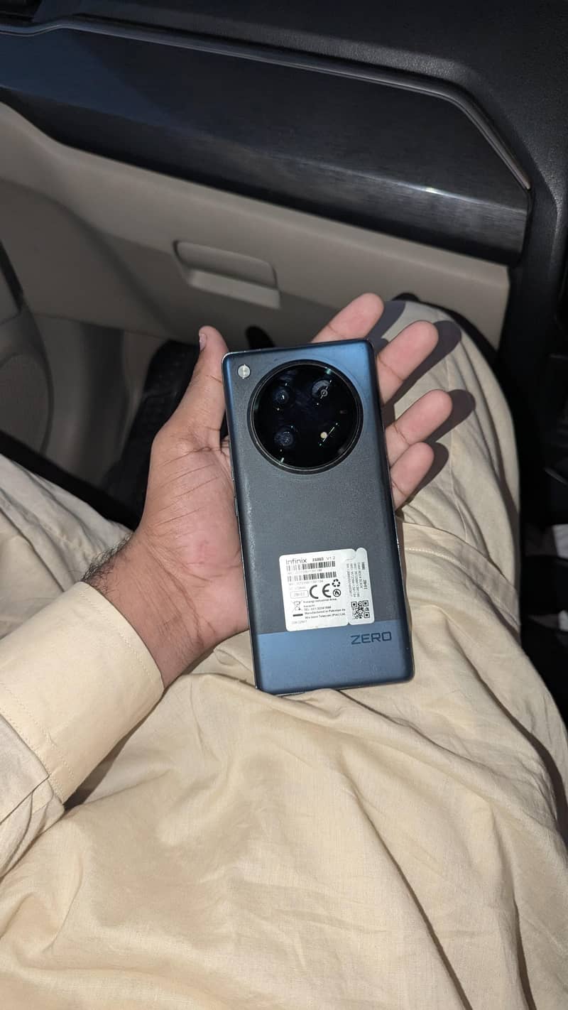 Infinix Zero 40 0