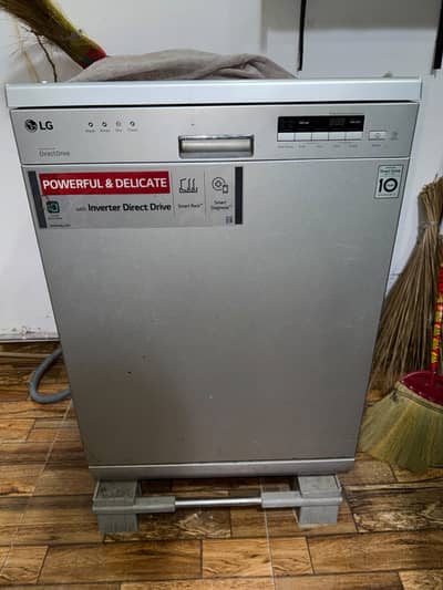 LG DirectDrive Dishwasher mint condition