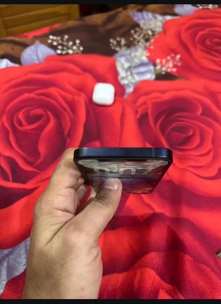 Apple iPhone 12 1