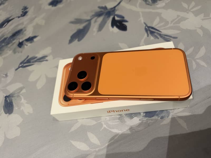 Apple iPhone 17 Pro Max 2