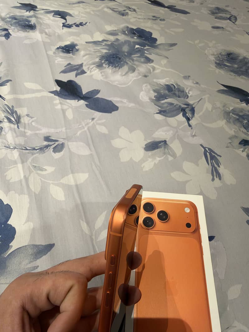Apple iPhone 17 Pro Max 7
