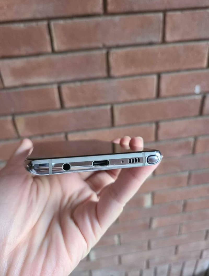 Samsung Mobile Note10 Lite 3