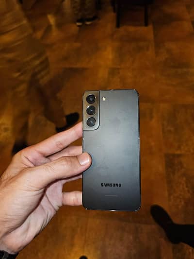 Samsung Mobile S22