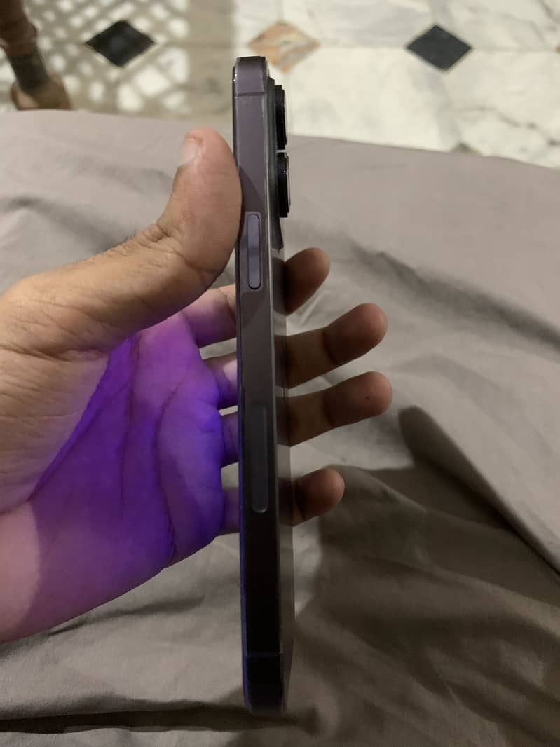 Apple iPhone 14 Pro Max 2