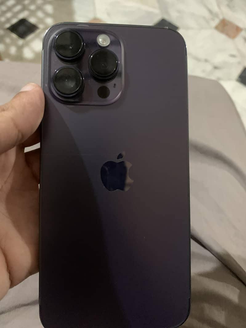 Apple iPhone 14 Pro Max 3