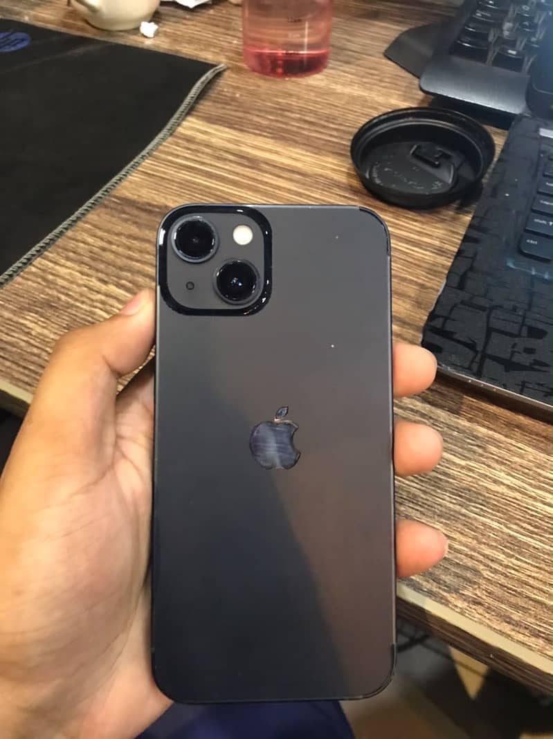 Apple iPhone 13 3