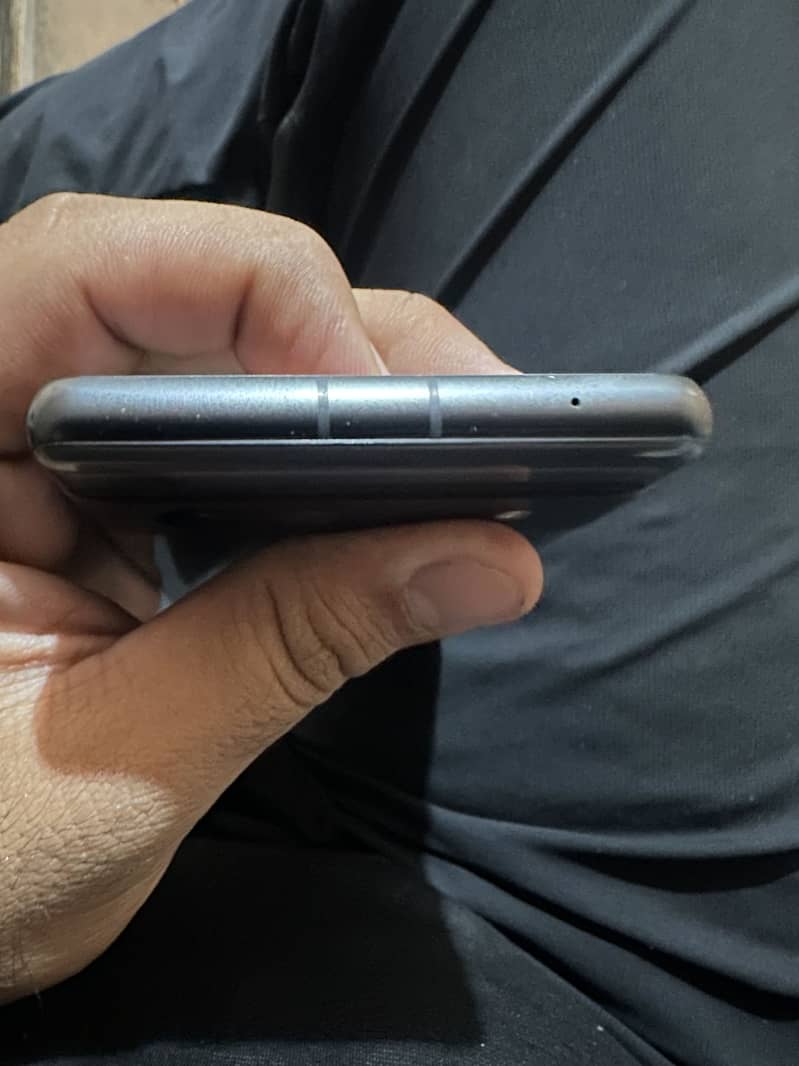 Google Pixel 7a 3
