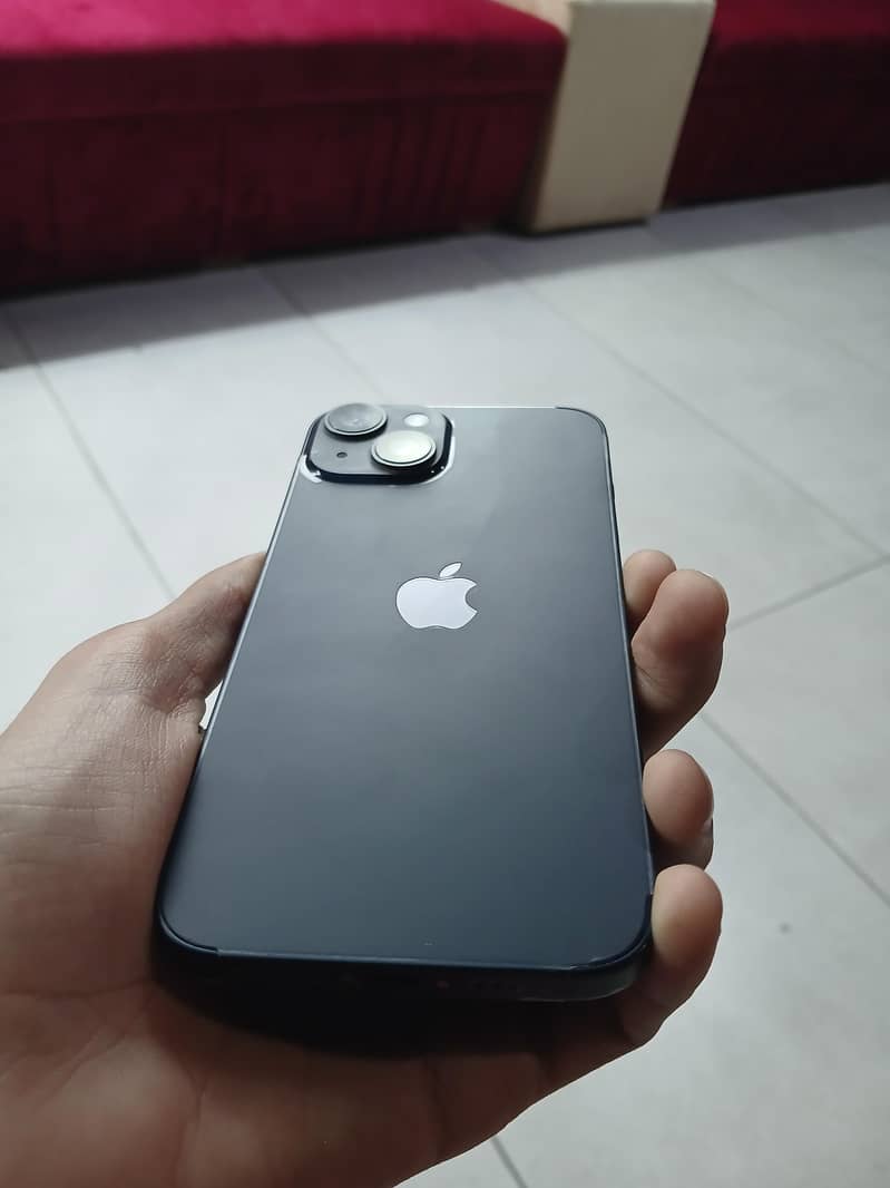 Apple iPhone 14 3