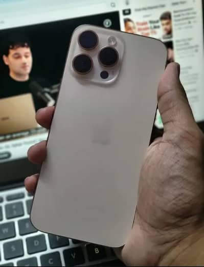 Apple iPhone 16 Pro Max
