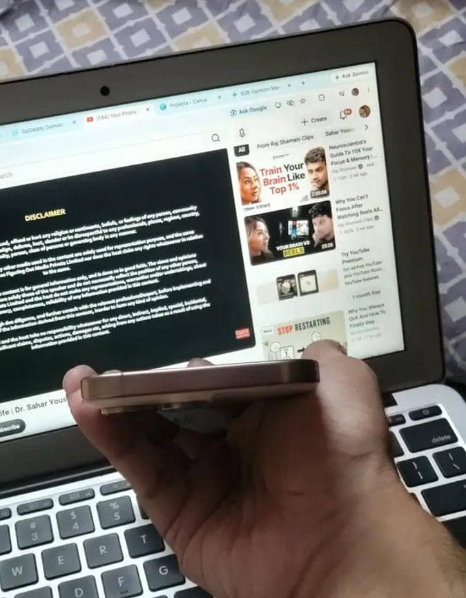 Apple iPhone 16 Pro Max 3