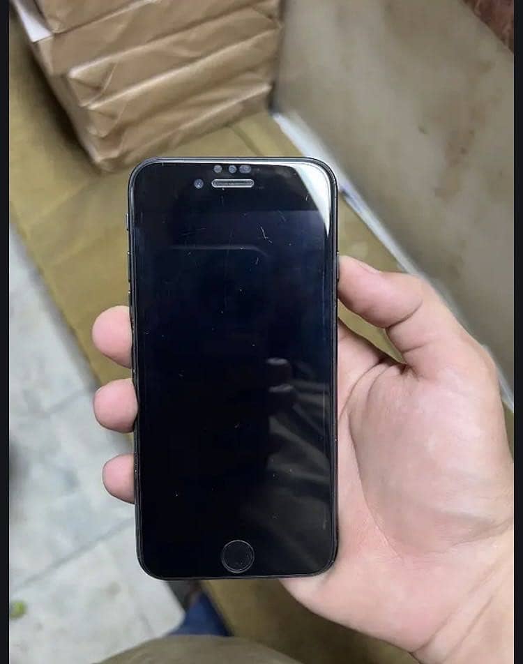 Apple iPhone SE 1