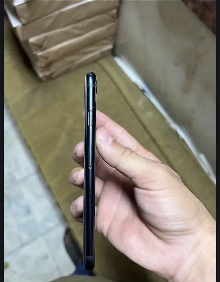 Apple iPhone SE 3