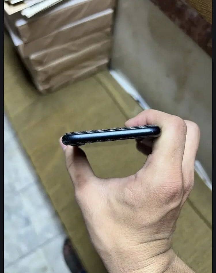 Apple iPhone SE 4