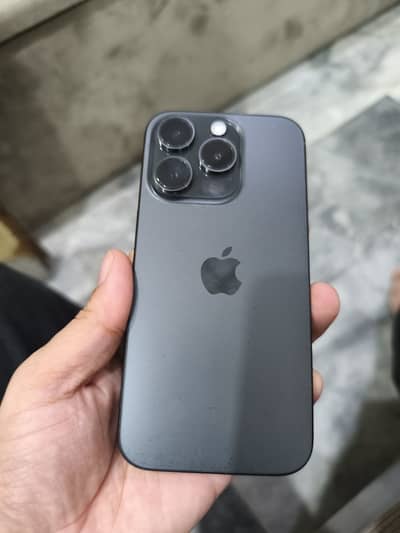 Apple iPhone 15 Pro 128GB Black Titanium JV