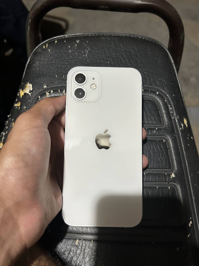 Apple iPhone 12 5