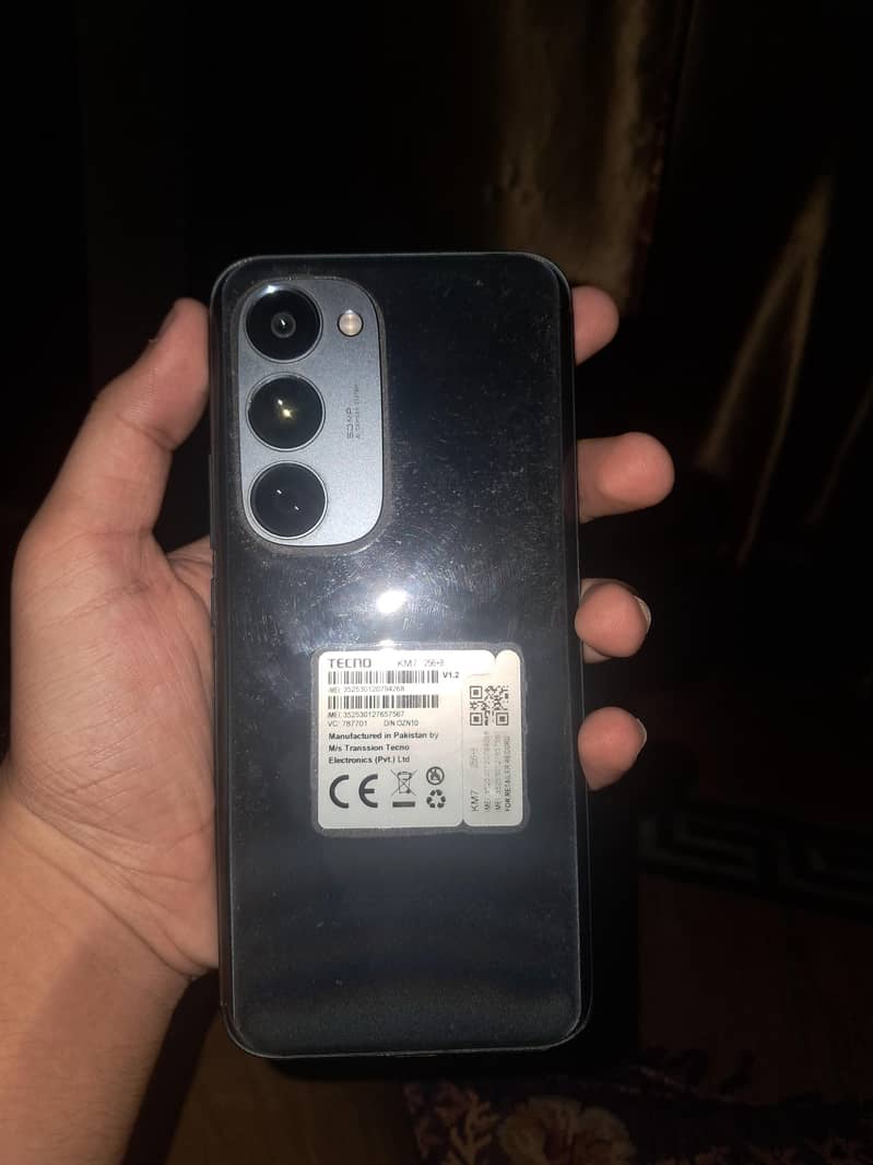 Tecno 40 pro plus 0
