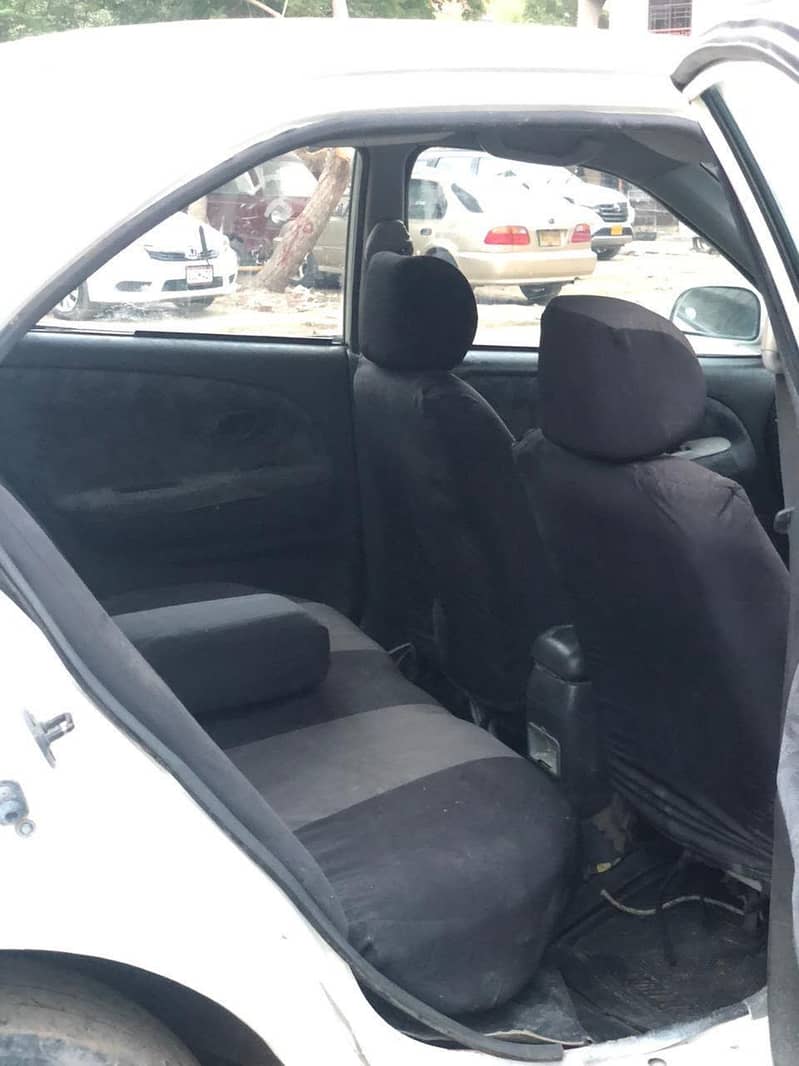 Lancer GLX Automatic Full Option 7