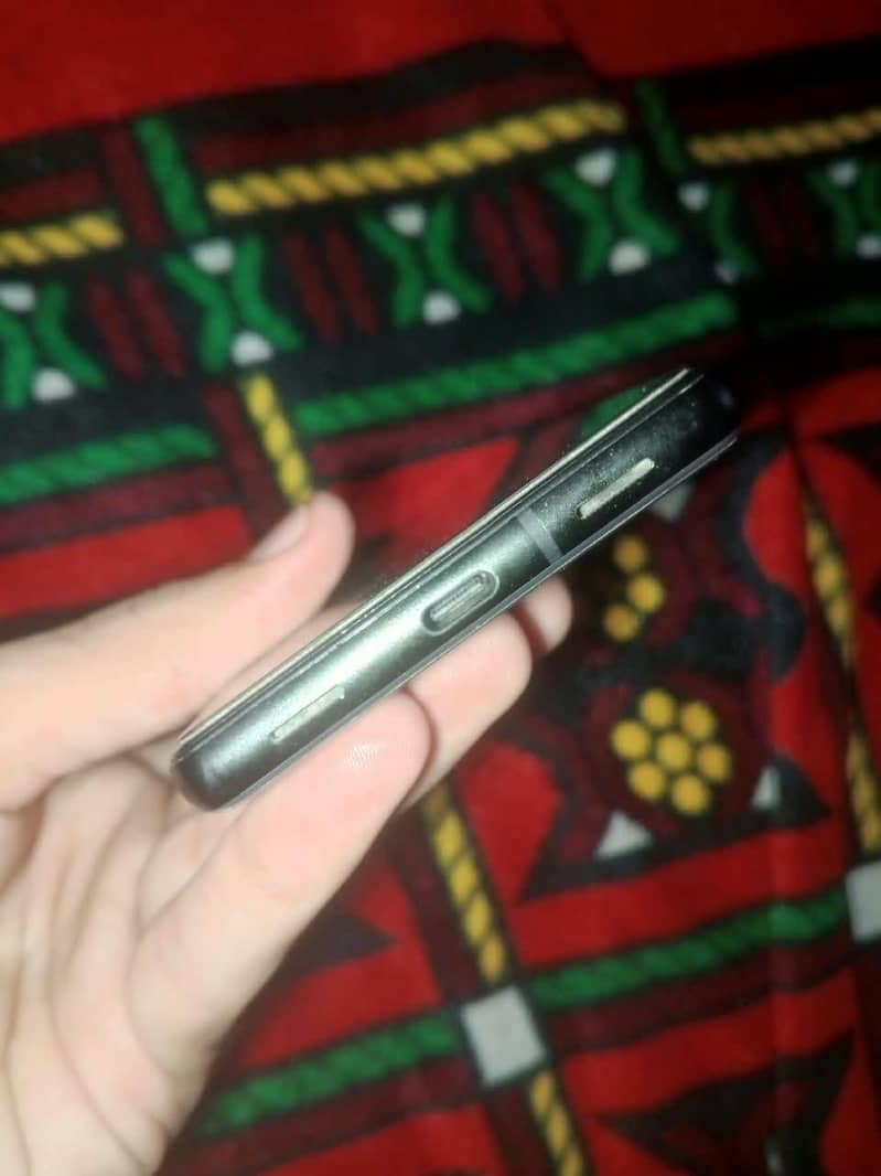 Google Pixel 6a 1