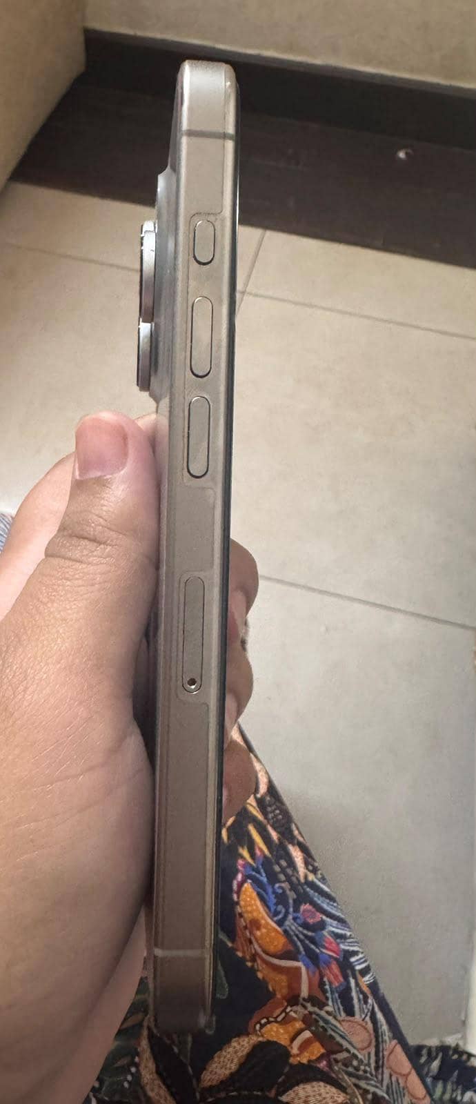 Apple iPhone 15 Pro 3