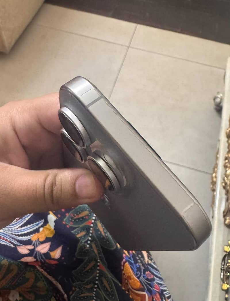 Apple iPhone 15 Pro 5