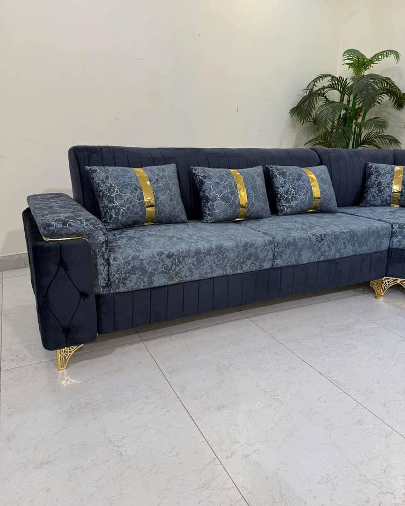 Noman sofa maker. 8