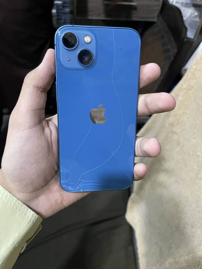Apple iPhone 13 9