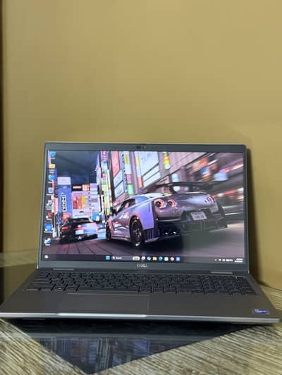 Dell Precision 3560