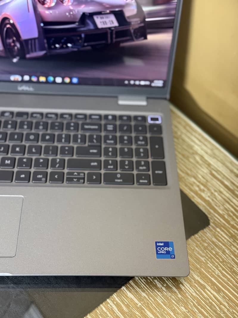 Dell Precision 3560 2