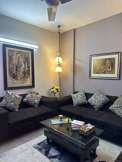 Short stay one bed room apartment available