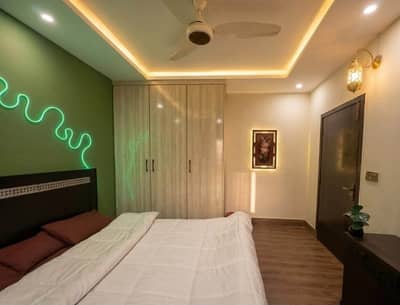 Short time daily basis luxury Furnished apartment available