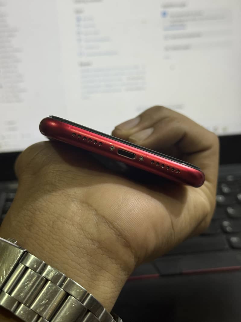 Apple iPhone 11 3