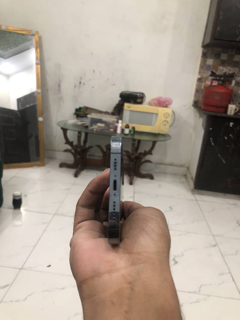 Apple iPhone 13 Pro Max 3