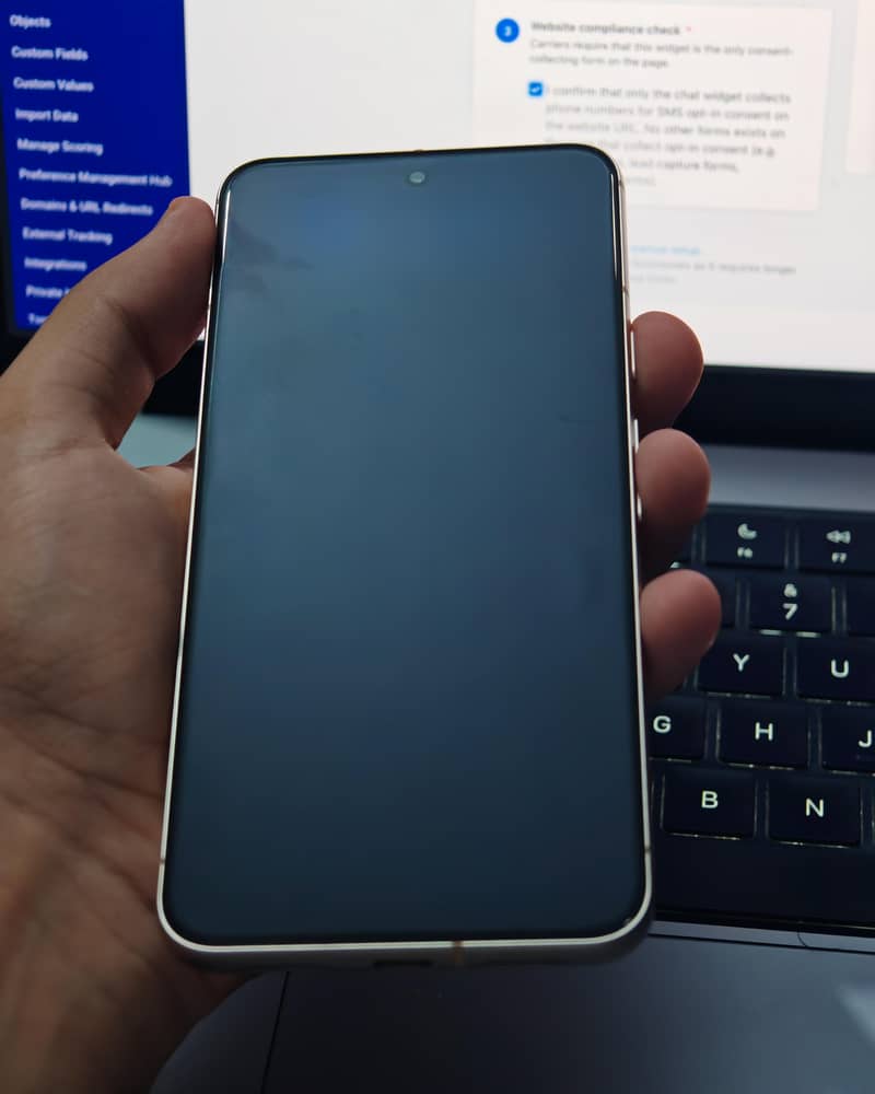 Google Pixel 8 4
