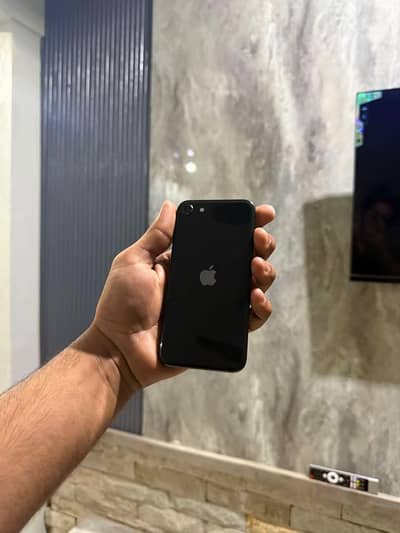 I phone se pta water paik 87 bettery health