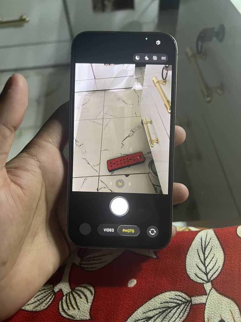 iPhone 13 Pro 1
