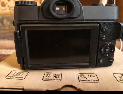 Digital Camera