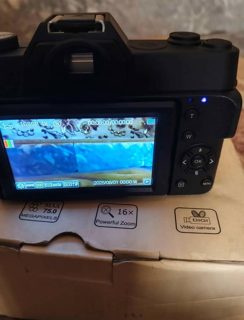 Digital Camera 4
