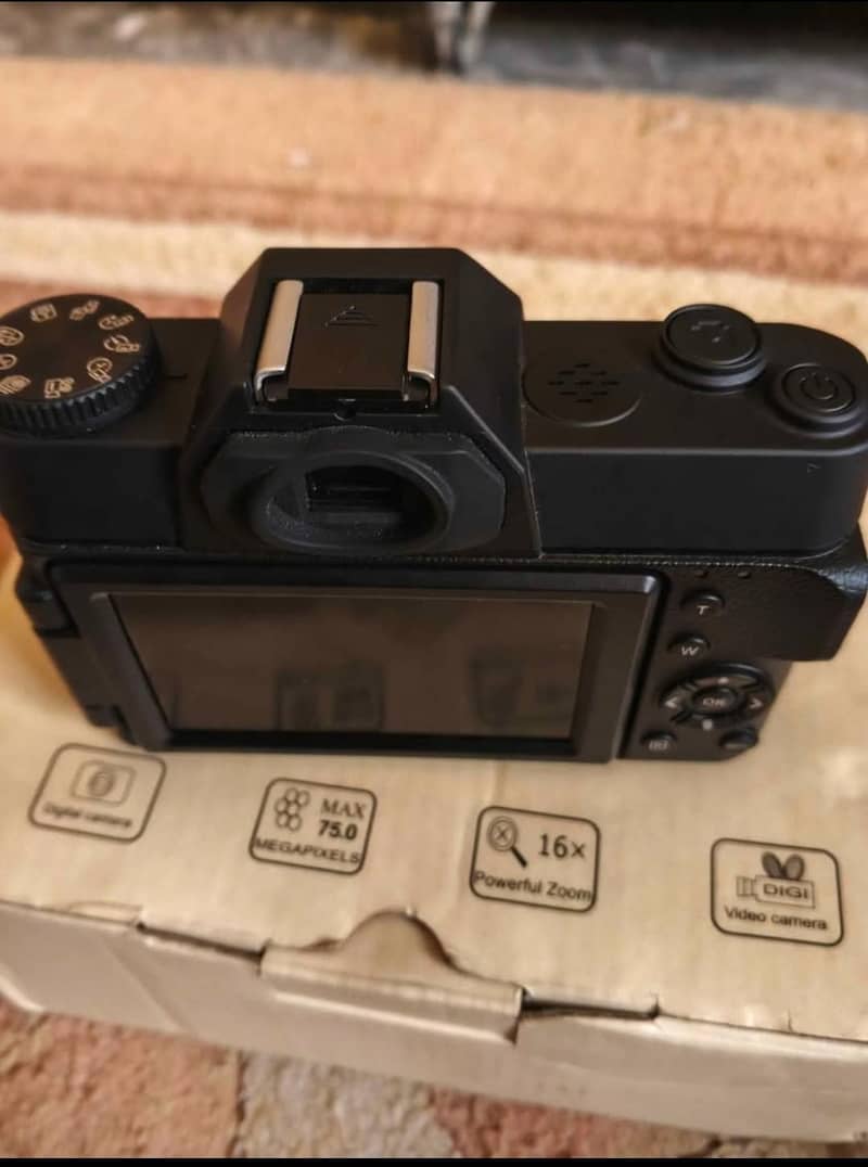 Digital Camera 9