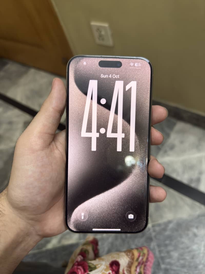 Apple iPhone 15 Pro Max JV 2