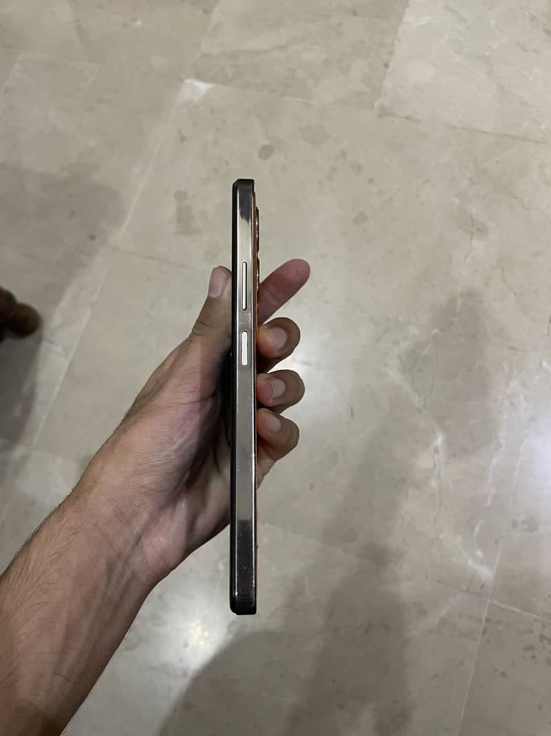 Infinix Note 30 6