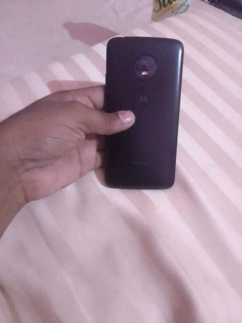 Motorola Moto E4 1
