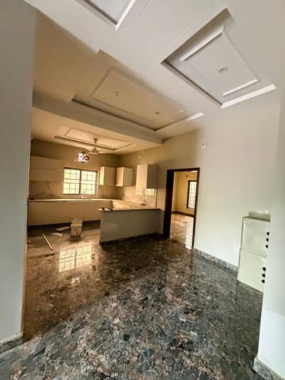 10 Marla Double Story Full House For Rent In G-13/2