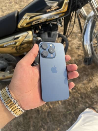 Apple iPhone 15 Pro
