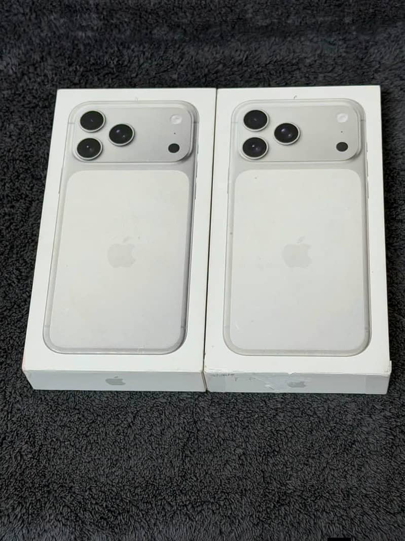 Apple iPhone 17 Pro Max 2