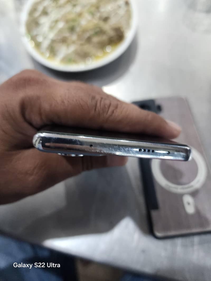 Tecno CAMON 40 Pro 1