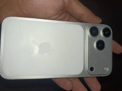Iphone XR convert 17pro max