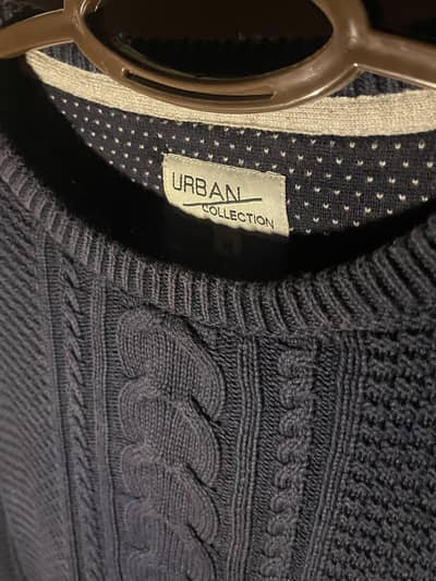 cable knitted sweater navy blue Medium urban collection