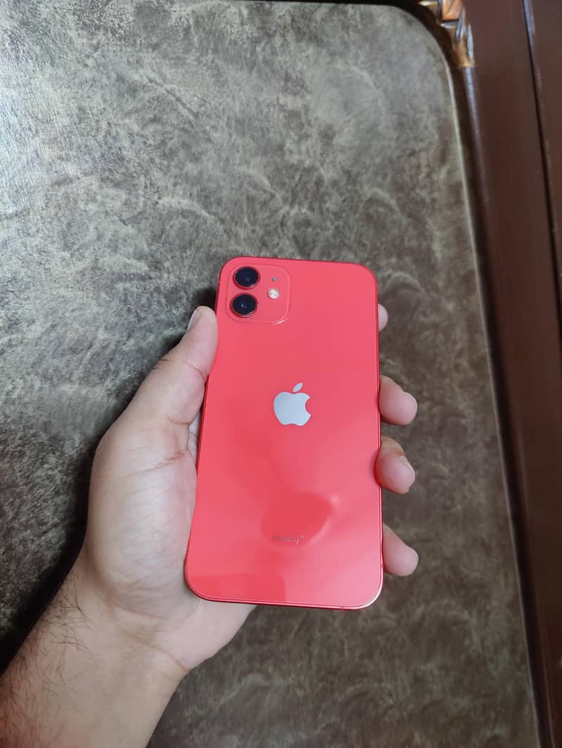 iPhone 12 0
