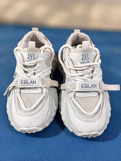 EBlAN shoes