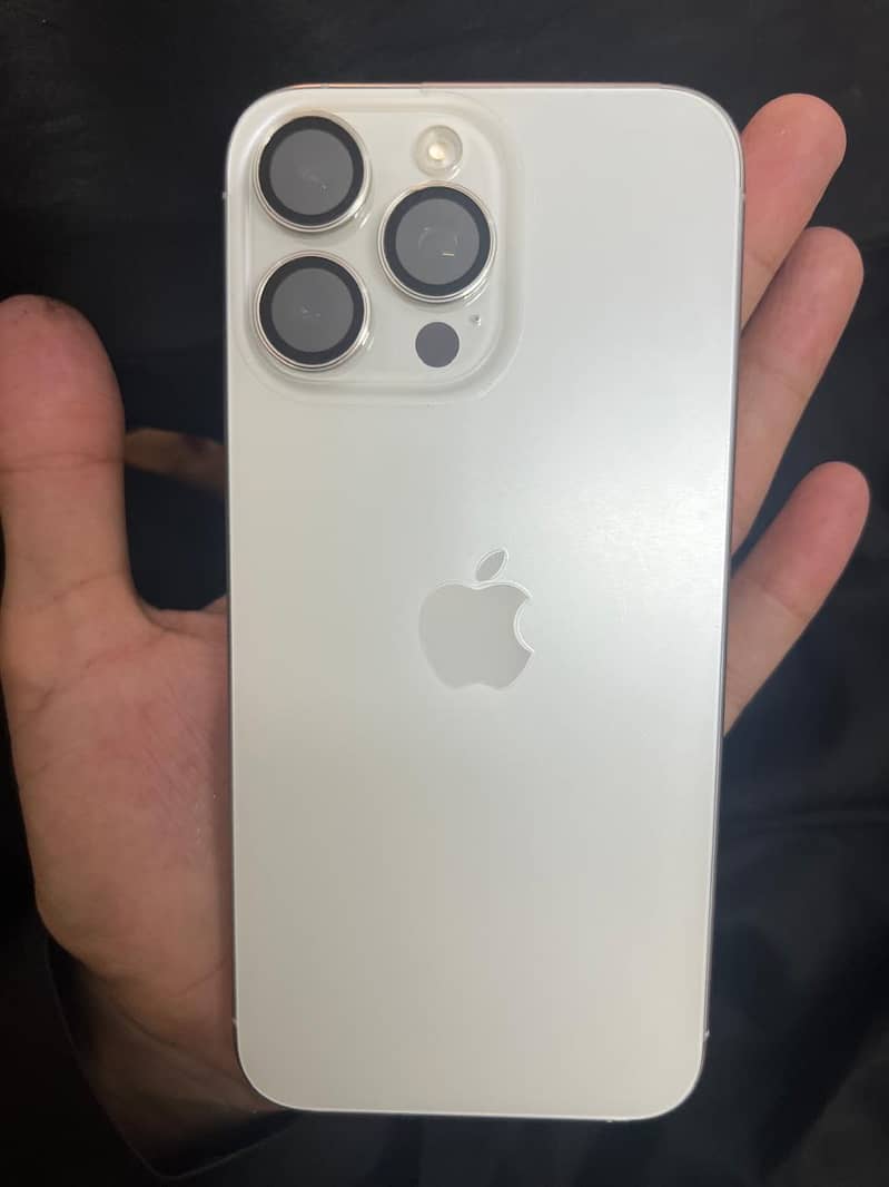iphone 15 pro max 9